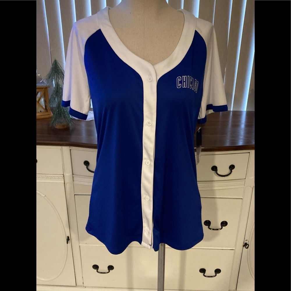 Chicago Shirt Medium NWT